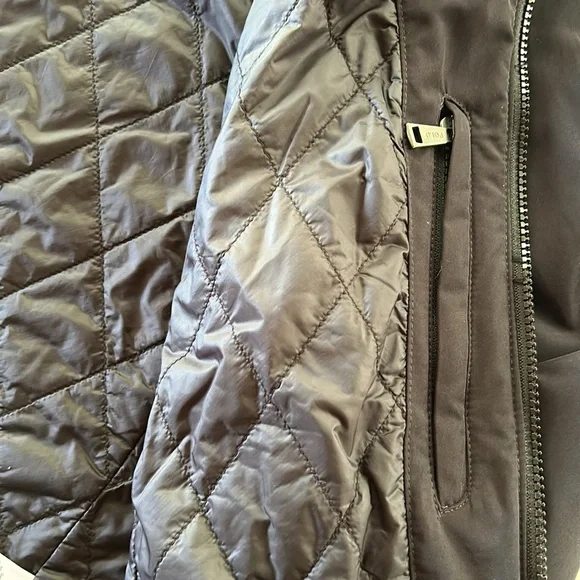 Ralph Lauren Men's Windbreaker/Rain Jacket with Red Logo (M) Navy Blue - Picture 5 of 12